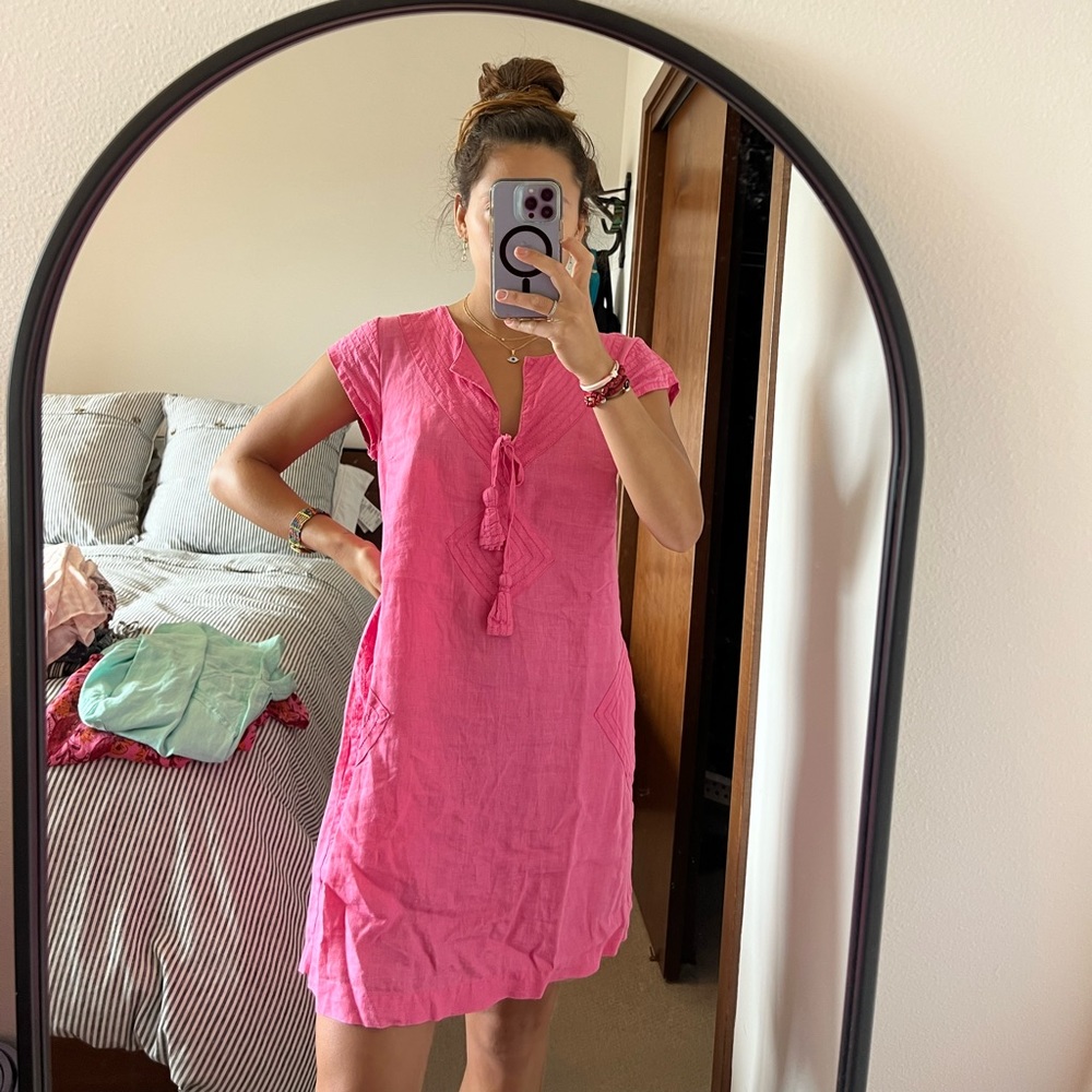 Linen pink dress.